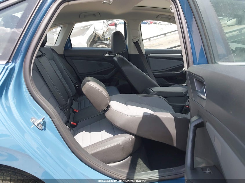 2025 VOLKSWAGEN JETTA VIN: 3VW7X7BU5SM060761
