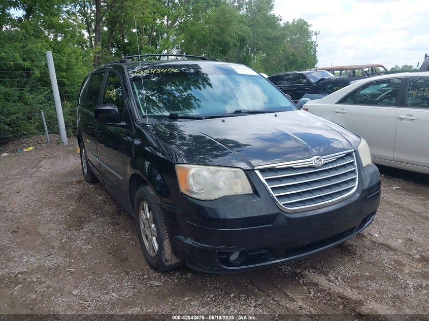 2010 Chrysler Town & Country