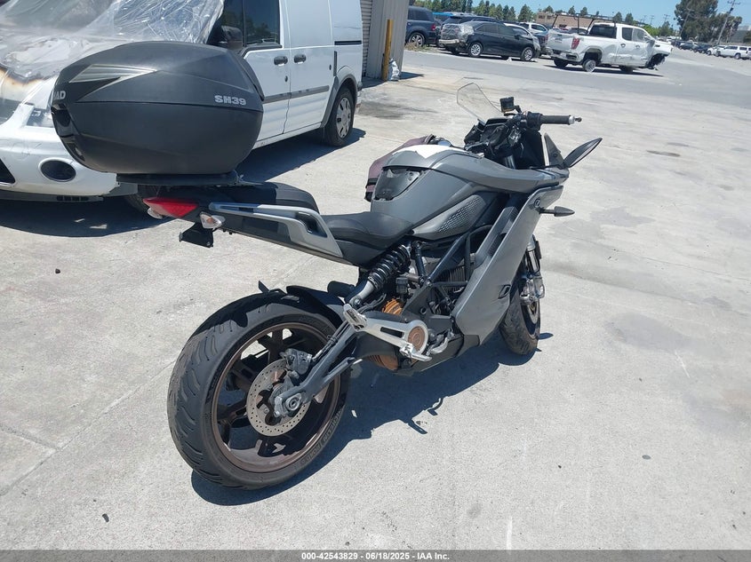 2021 ZERO MOTORCYCLES INC SR/S 0 CC(VIN: 538ZFBZ75MCL17947