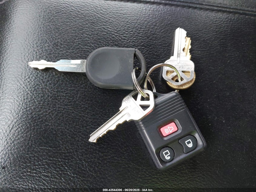 2007 Ford F-150 Fx4/Lariat/Xlt VIN: 1FTPW14V87FA25437 Lot: 42544306