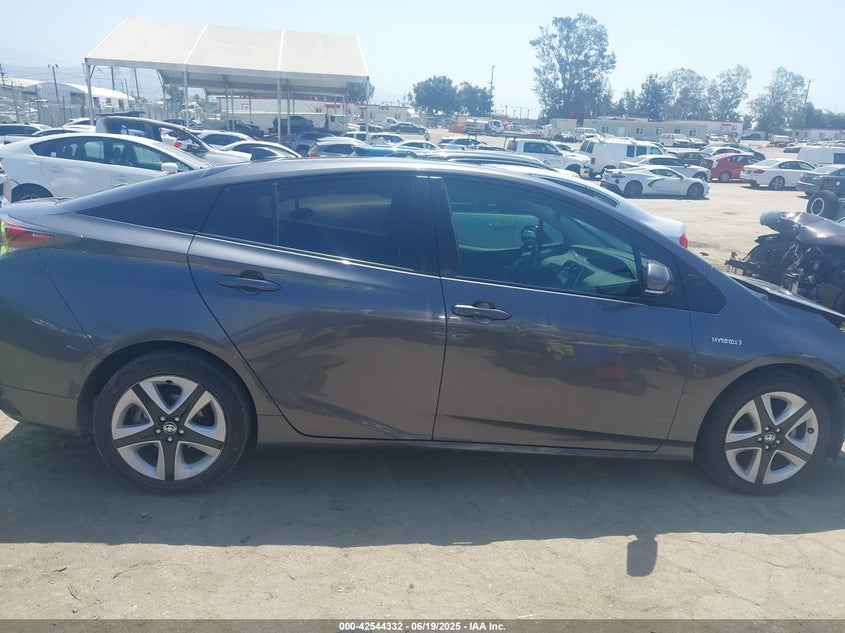 2017 TOYOTA PRIUS VIN: JTDKARFU6H3046916