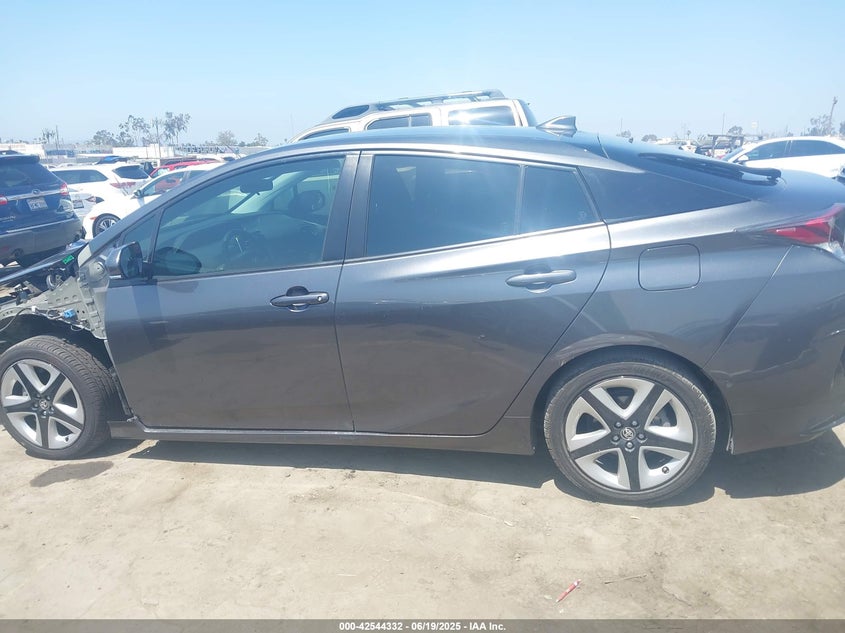 2017 TOYOTA PRIUS VIN: JTDKARFU6H3046916
