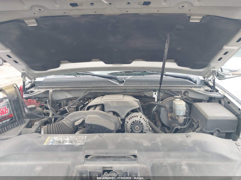 2011 CADILLAC ESCALADE ESV VIN: 1GYS3JEF0BR181757