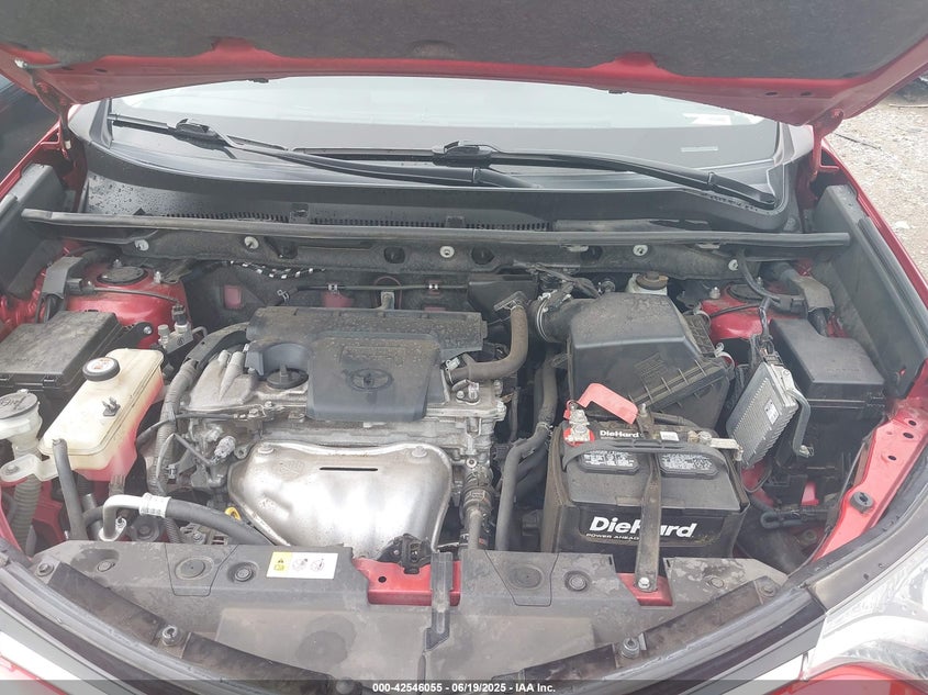 2017 TOYOTA RAV4 XLE - JTMRFREV5HJ121370