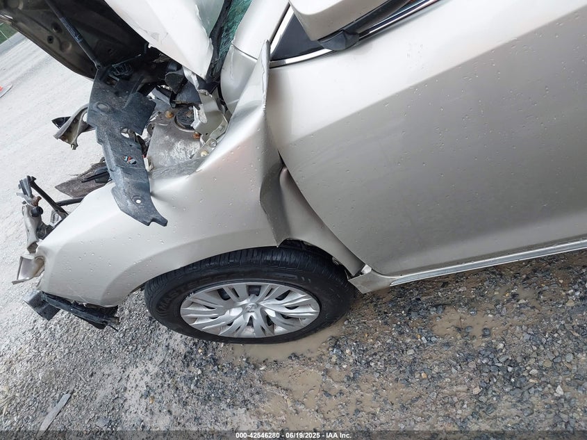 2013 TOYOTA CAMRY LE - 4T1BF1FK0DU276890