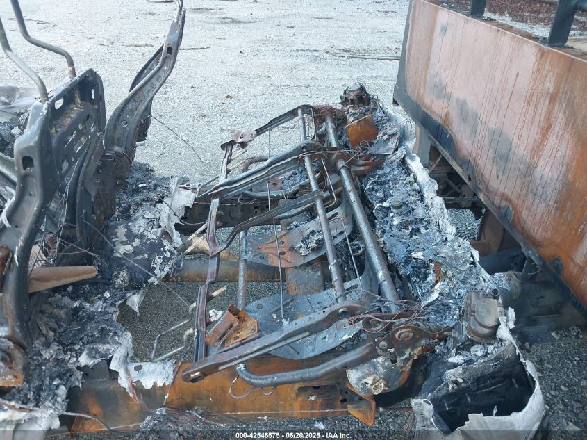 2022 Ford F-350 Chassis Xl VIN: 1FD8W3HN8NEC55553 Lot: 42546575