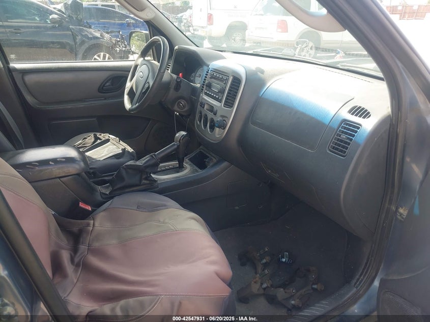 2006 FORD ESCAPE VIN: 1FMYU93166KA11593