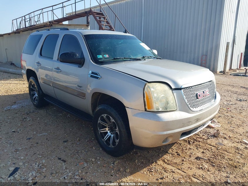 2007 GMC YUKON VIN: 1GKFC13047R228113