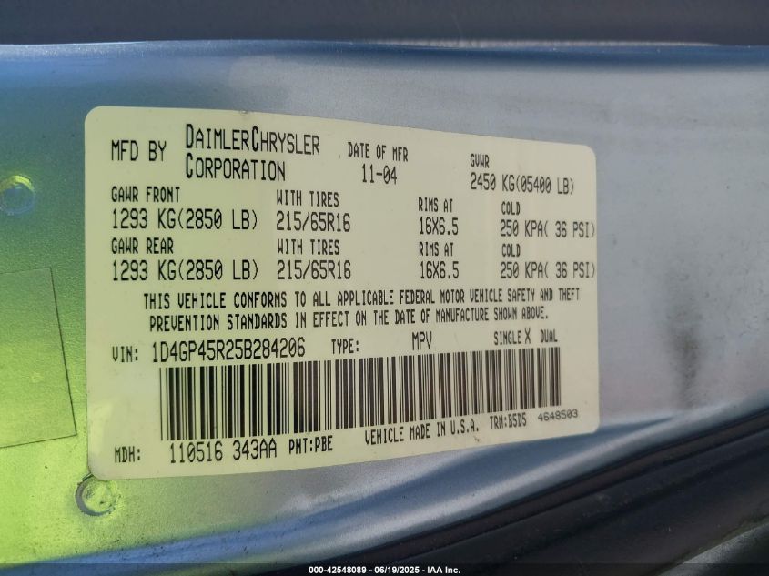 2005 Dodge Caravan Sxt VIN: 1D4GP45R25B284206 Lot: 42548089