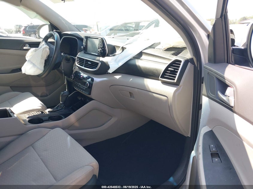 VIN KM8J33AL2KU931922 2019 HYUNDAI TUCSON SEL