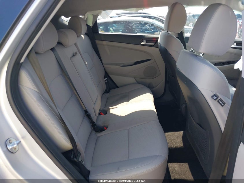 VIN KM8J33AL2KU931922 2019 HYUNDAI TUCSON SEL