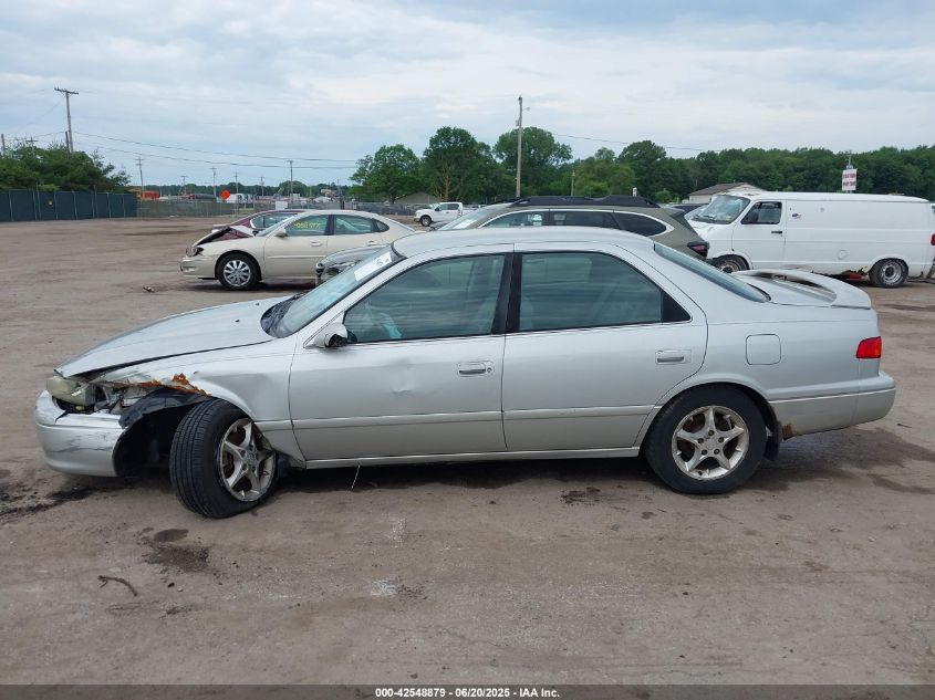 2001 Toyota Camry VIN: 1T1BF22KX1U127555 Lot: 42548879