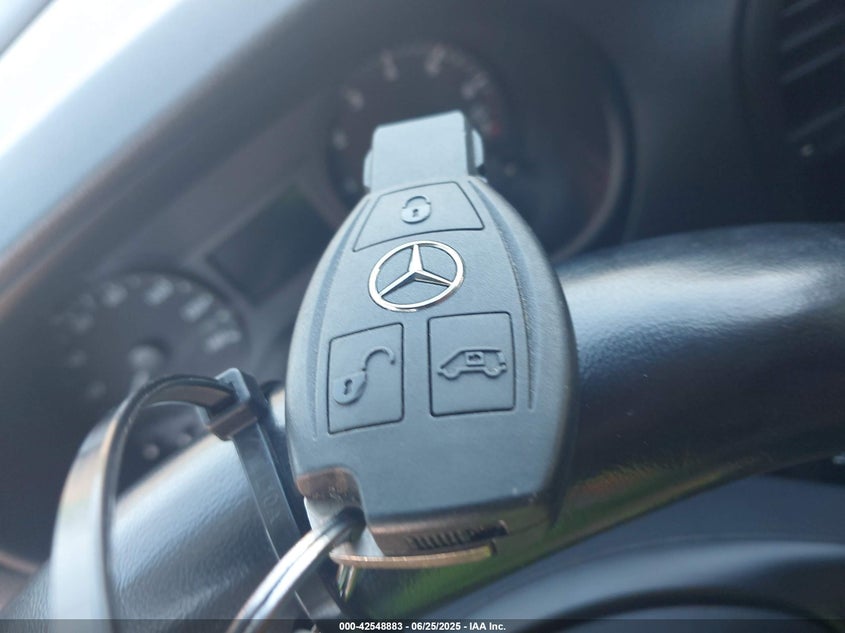 2017 MERCEDES-BENZ METRIS - WD4PG2EEXH3236682
