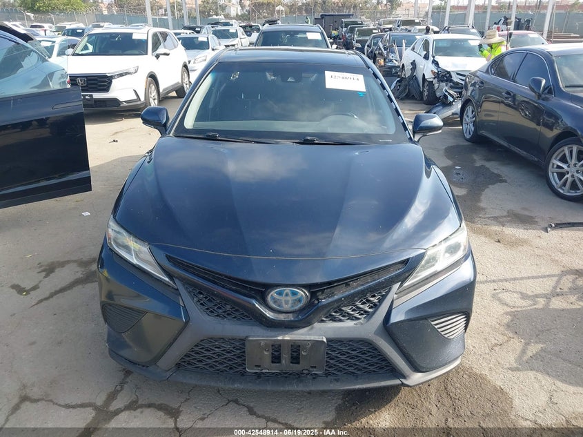 2018 TOYOTA CAMRY HYBRID VIN: 4T1B21HK2JU505672