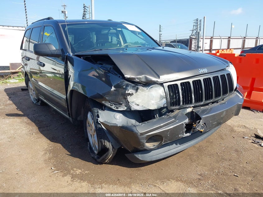 2005 Jeep Grand Cherokee Laredo