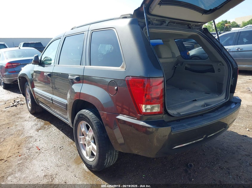 2005 Jeep Grand Cherokee Laredo