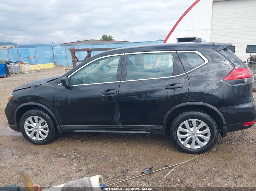 2017 NISSAN ROGUE S - KNMAT2MV0HP598882