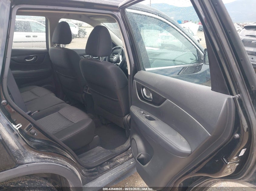 2017 NISSAN ROGUE S - KNMAT2MV0HP598882