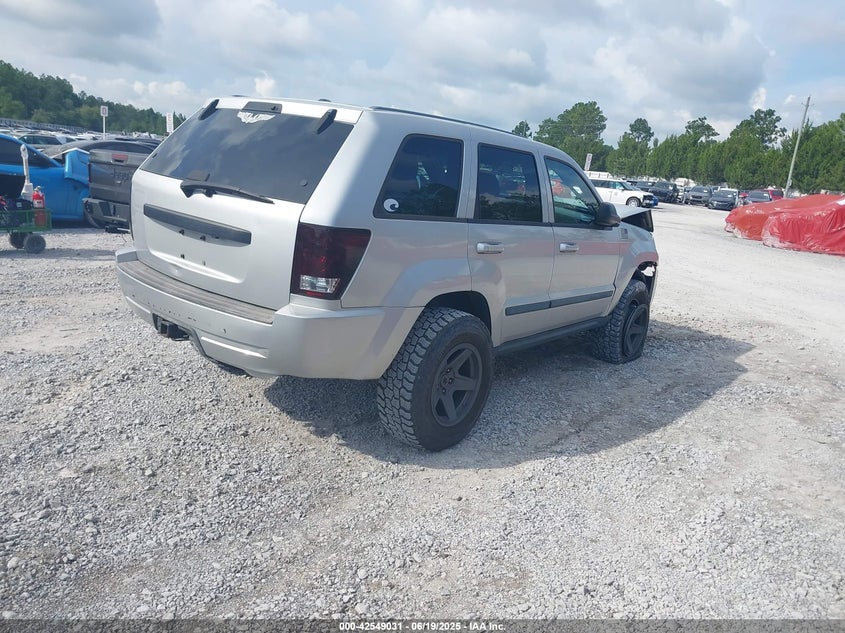 2008 JEEP GRAND CHEROKEE VIN: 1J8HR48N38C205038