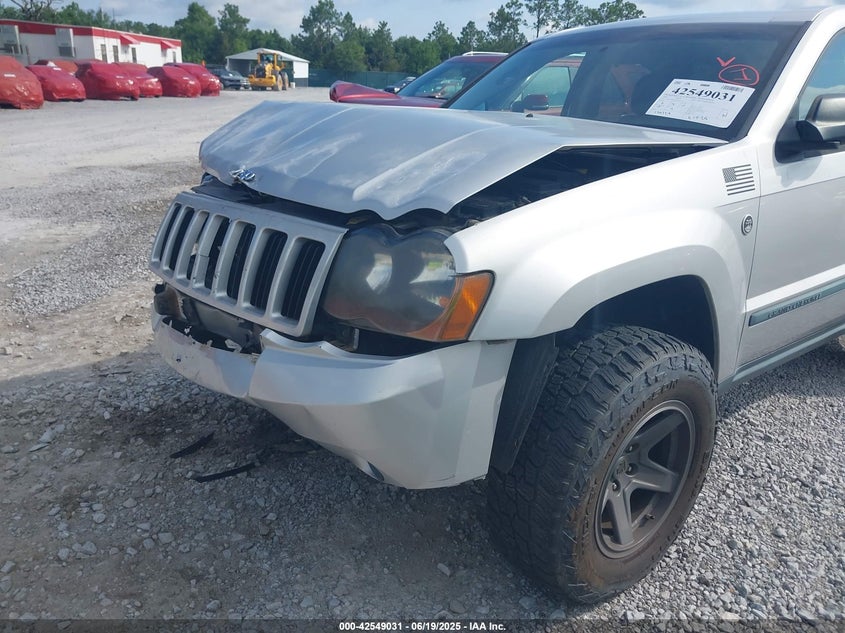 2008 JEEP GRAND CHEROKEE VIN: 1J8HR48N38C205038