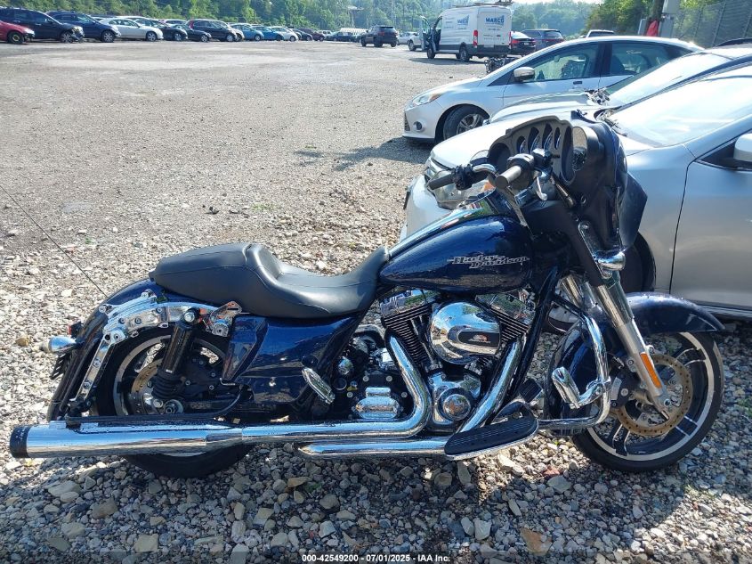 2014 Harley-Davidson Flhx Street Glide VIN: 1HD1KBM19EB698947 Lot: 42549200