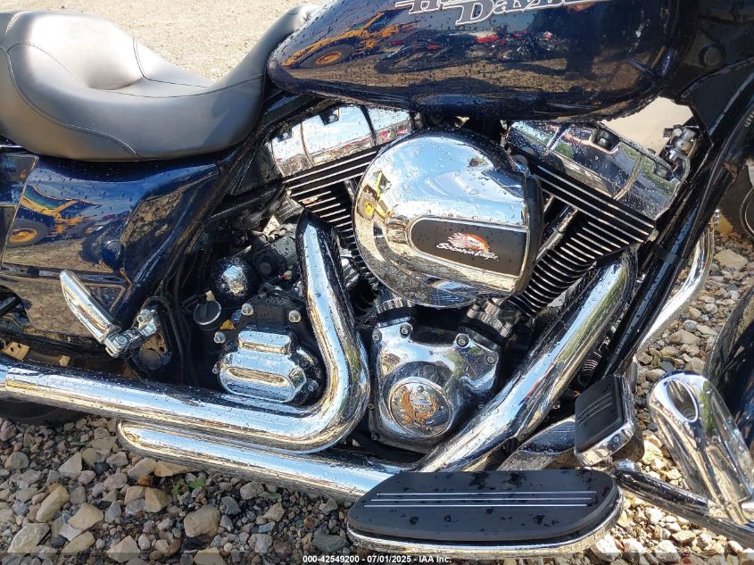 2014 Harley-Davidson Flhx Street Glide VIN: 1HD1KBM19EB698947 Lot: 42549200