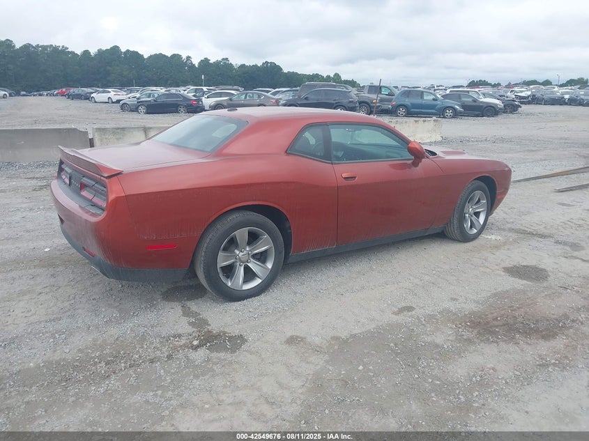 Vin: 2c3cdzag4lh235085, lot: 43042525, dodge challenger sxt 20204