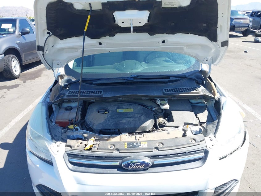 2014 FORD ESCAPE VIN: 1FMCU0GX0EUA77578