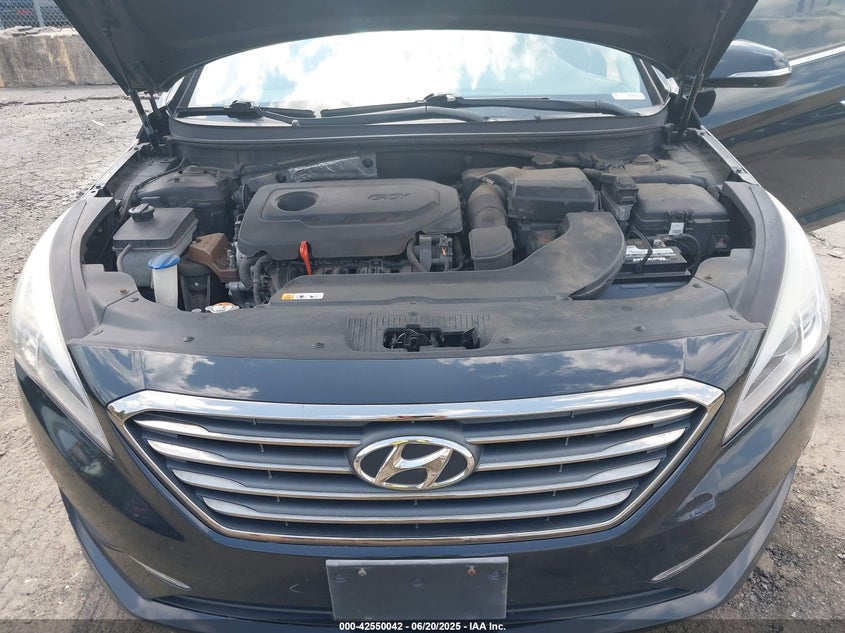2015 HYUNDAI SONATA VIN: 5NPE34AFXFH018749