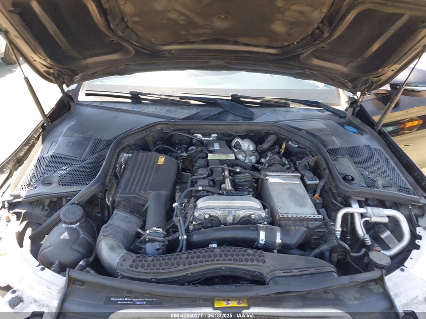 VIN 55SWF4JB7JU249557 2018 MERCEDES-BENZ C 300