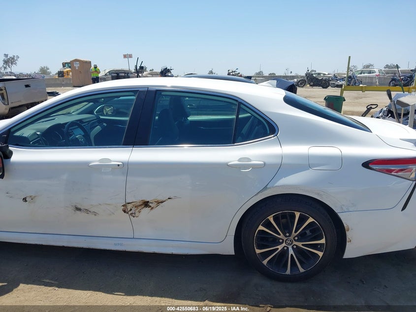 2019 TOYOTA CAMRY SE - 4T1B11HK3KU835065