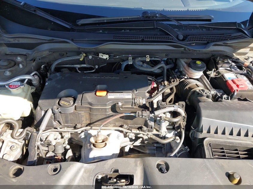 2018 HONDA CIVIC VIN: 2HGFC2F55JH519768