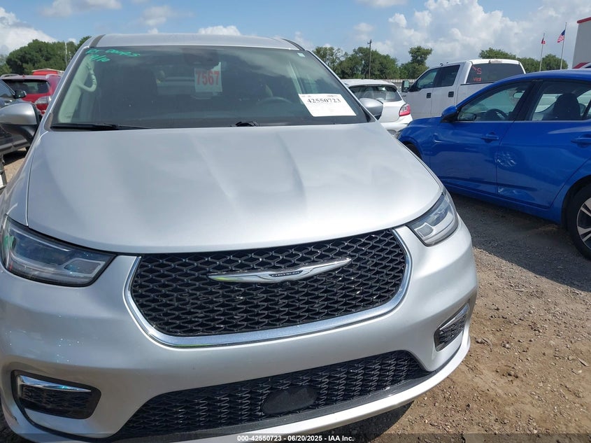 2023 Chrysler Pacifica Touring L VIN: 2C4RC1BG7PR624229 Lot: 42550723