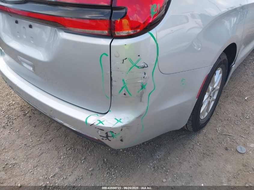 2023 Chrysler Pacifica Touring L VIN: 2C4RC1BG7PR624229 Lot: 42550723