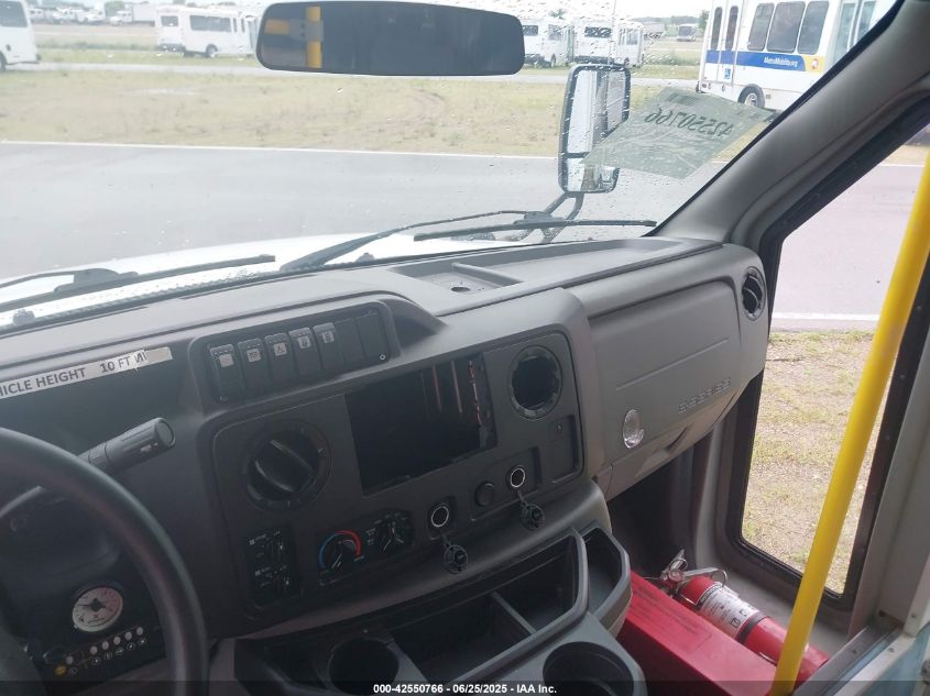 2017 Ford E-450 Cutaway VIN: 1FDFE4FS2HDC67331 Lot: 42550766