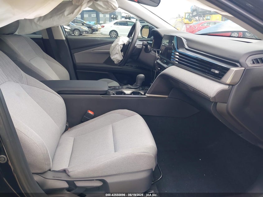 2025 TOYOTA CAMRY LE - 4T1DAACK6SU103917