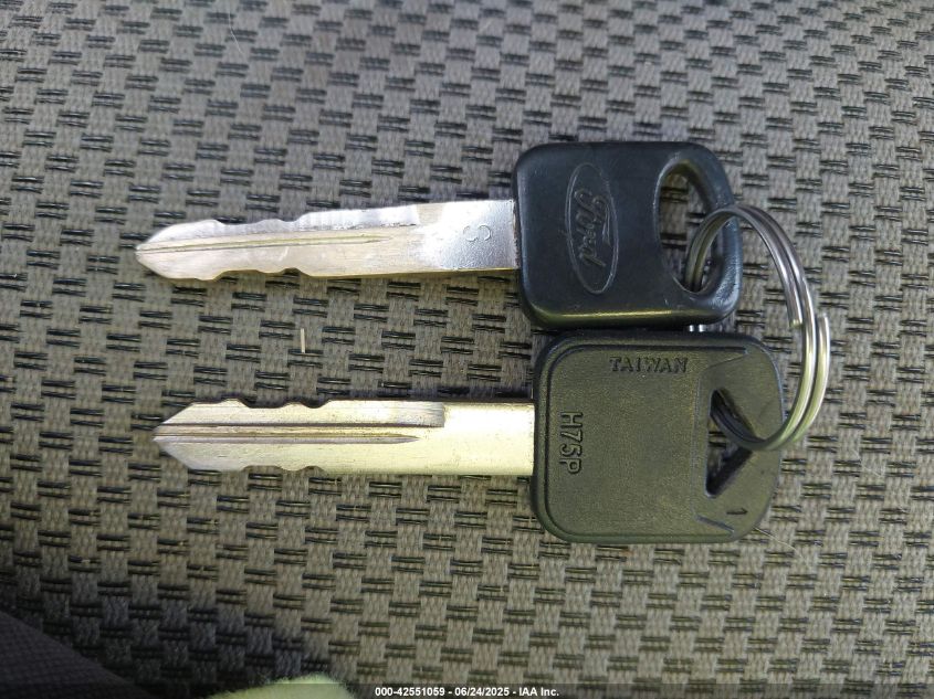 2007 Ford F-350 Xl/Xlt VIN: 1FDSF31537EB27613 Lot: 42551059