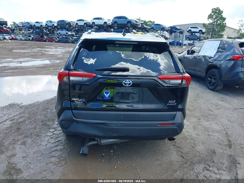 2021 TOYOTA RAV4 HYBRID XLE - 4T3RWRFV5MU040881