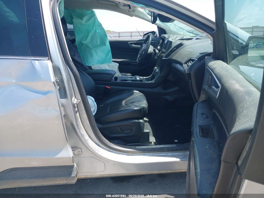 VIN 2FMPK4K96NBA41746 2022 FORD EDGE TITANIUM