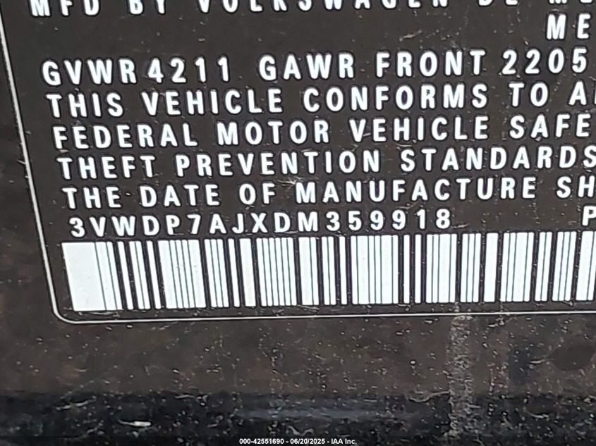 2013 VOLKSWAGEN JETTA 2.5L SE - 3VWDP7AJXDM359918