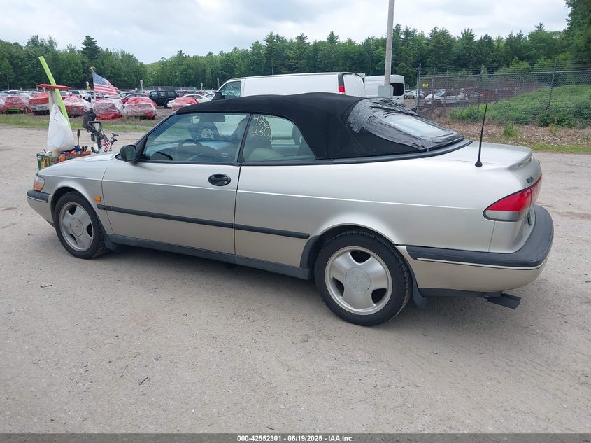1996 Saab 900 Se VIN: YS3DF78V3T7001155 Lot: 42552301