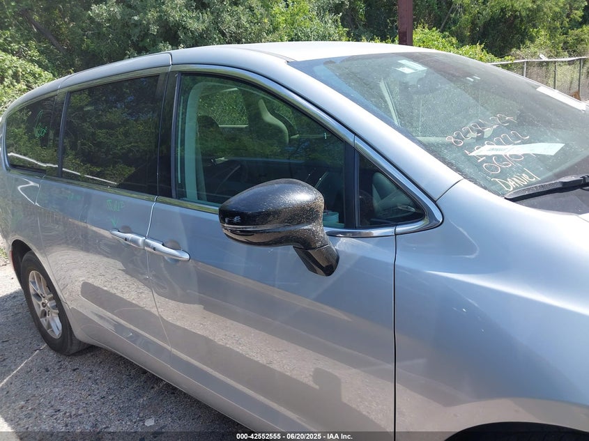 2024 Chrysler Pacifica Touring L VIN: 2C4RC1BG1RR129222 Lot: 42552555