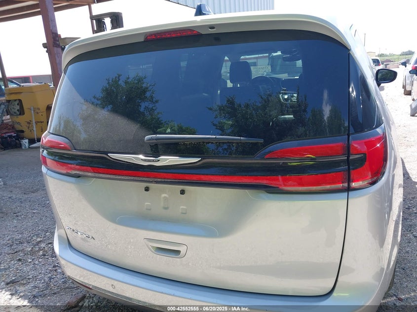 2024 Chrysler Pacifica Touring L VIN: 2C4RC1BG1RR129222 Lot: 42552555