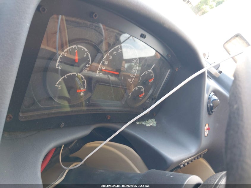 5VBRC93A1BA113516 2011   photo no. 15