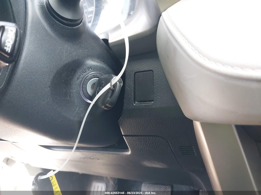 2013 TOYOTA RAV4 LE - 2T3ZFREV4DW010448