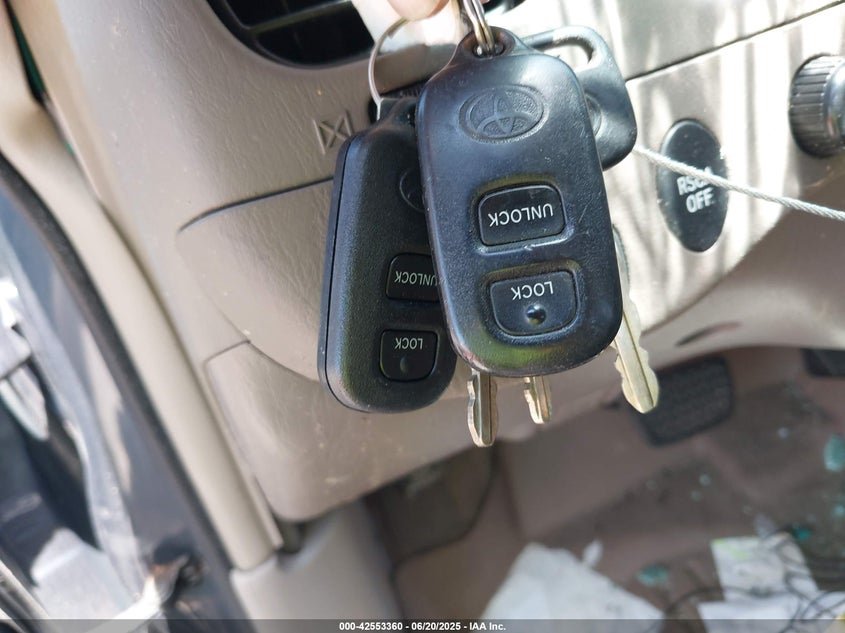 2006 TOYOTA TUNDRA VIN: 5TBET34126S516666