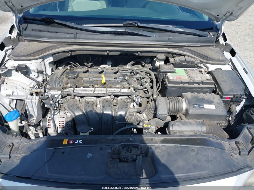 2018 HYUNDAI ELANTRA VIN: 5NPD84LF4JH329676