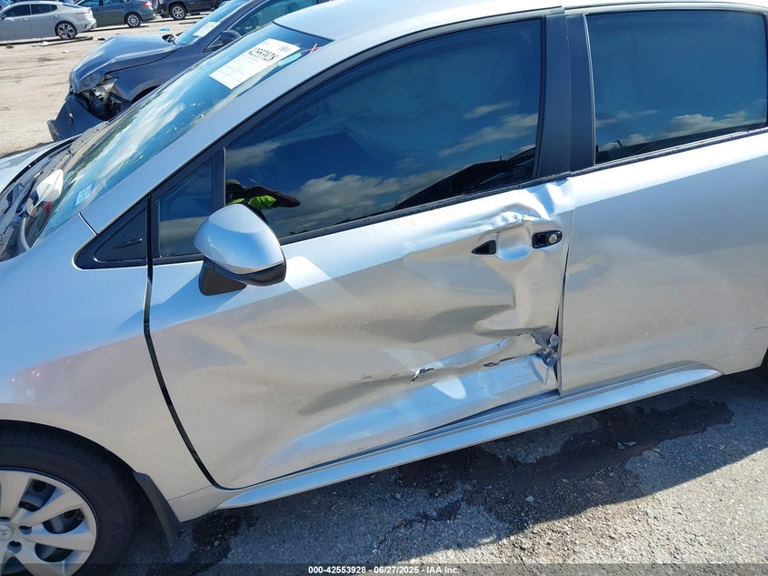 VIN JTDBCMFE7SJ043824 2025 TOYOTA COROLLA HYBRID LE