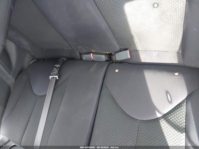 2010 Hyundai Accent Gs VIN: KMHCM3AC1AU150443 Lot: 42553960