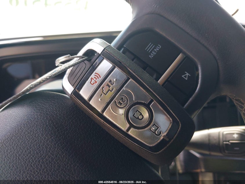 2025 Ford F-250 Lariat VIN: 1FT8W2BTXSED28858 Lot: 42554516